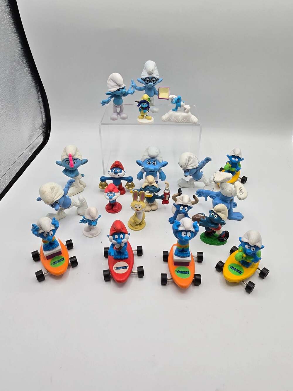 Smurfs Toy Figures Peyo McDonald's Papa Smurf Baker Panicky Vanity Brainy